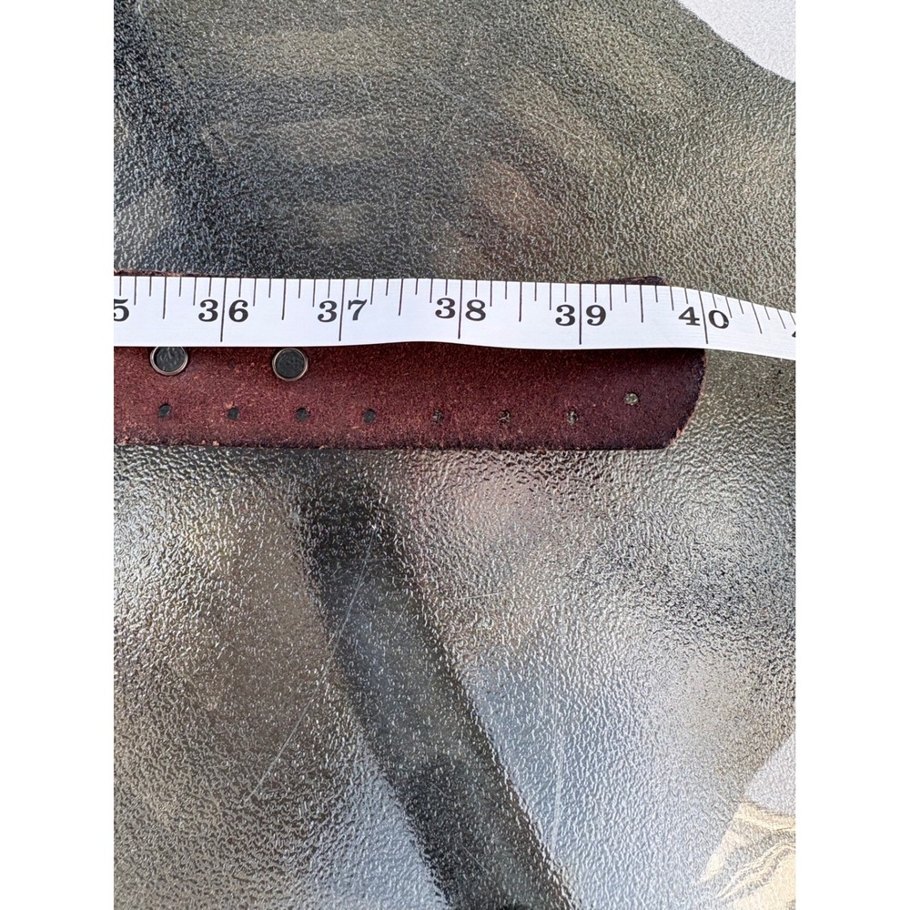 VTG Fossil Womens Medium Burgundy Leather Floral Stamped Studded Belt BT2817 200 - Picture 6 of 7